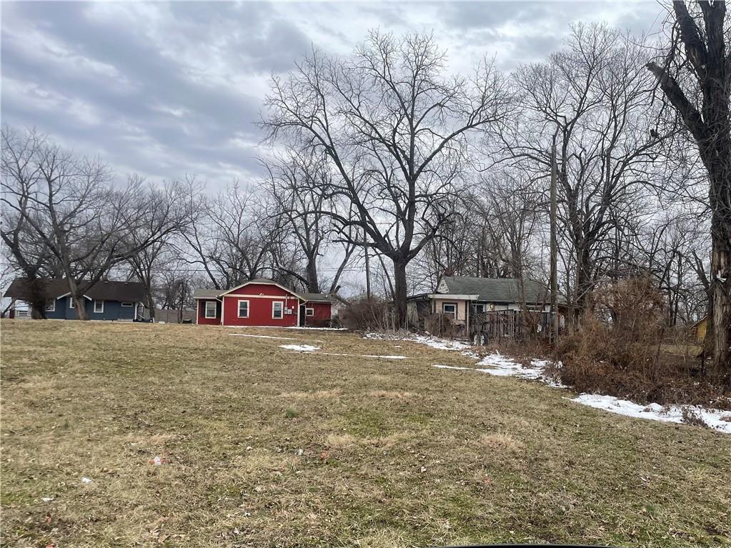 7315, 7319, 7321 Bellefontaine Avenue Property Photo