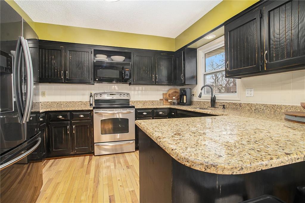 15005 S Locust Street Property Photo 17