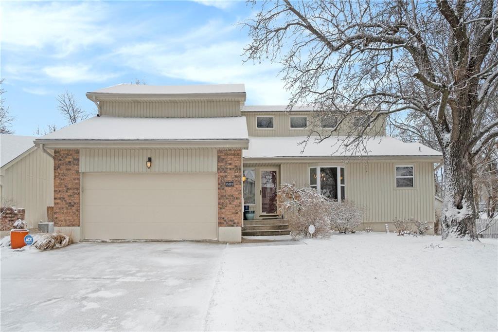 15005 S Locust Street Property Photo 37