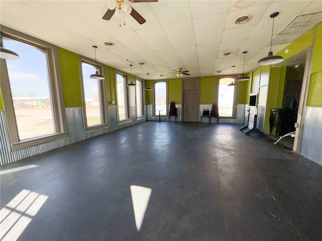 622 6th Street Property Photo 8