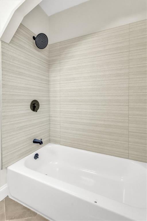 1122 E 76th Street Property Photo 16