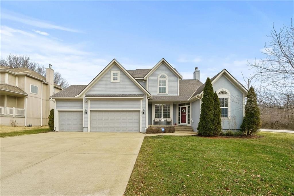 12127 Grand Avenue Property Photo