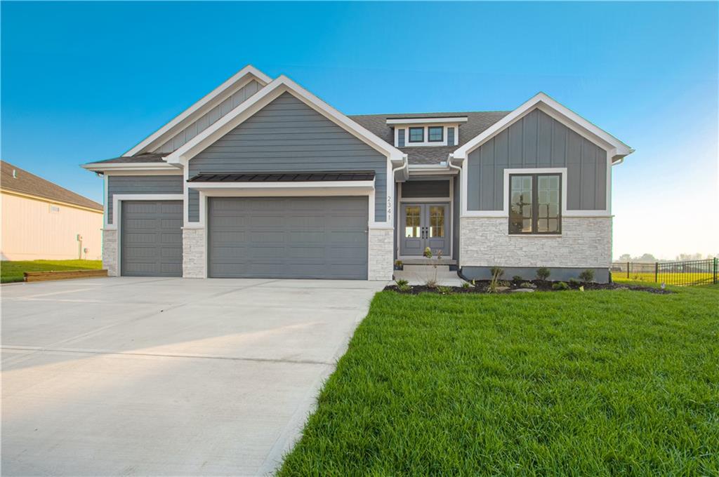 2341 Fishing Lane Property Photo 1