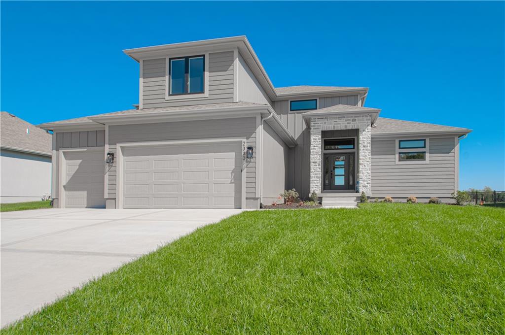 2333 Fishing Lane Property Photo 1