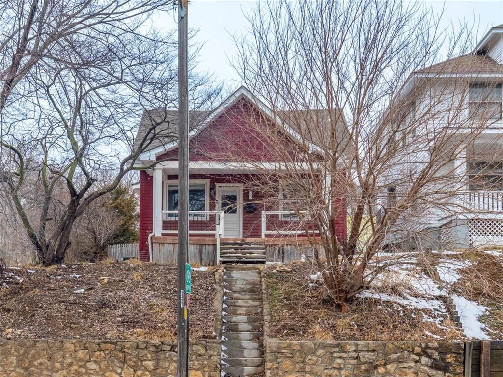 2408 Saint Joseph Avenue Property Photo