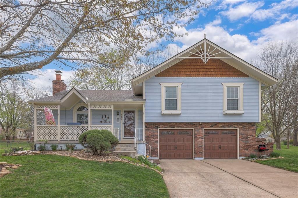 704 Sivley Street Property Photo