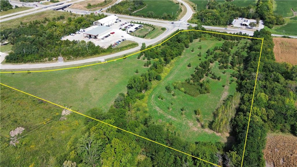 3990 Se M-150 Highway Property Photo