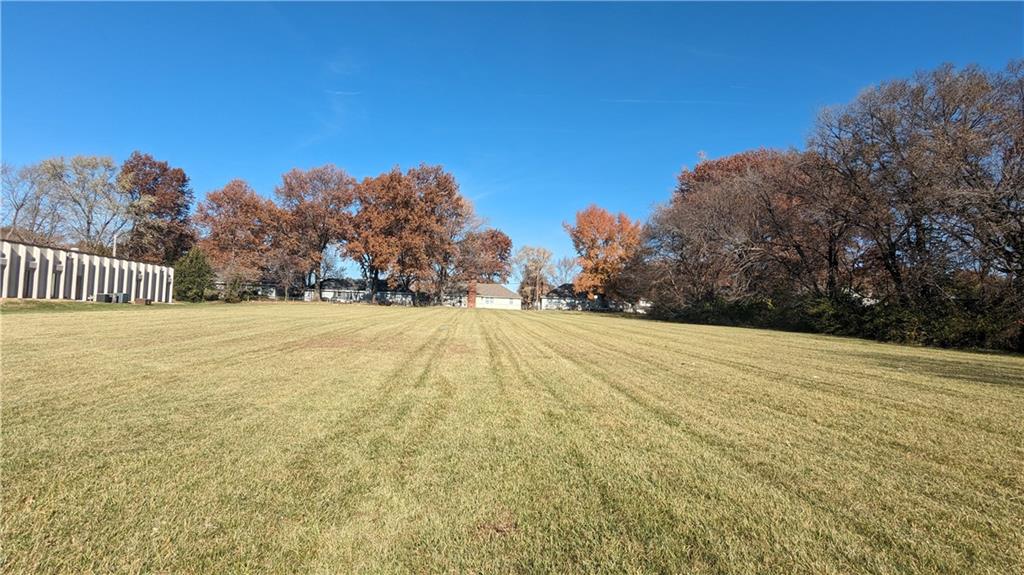 Raytown Rd & 87th Street Property Photo