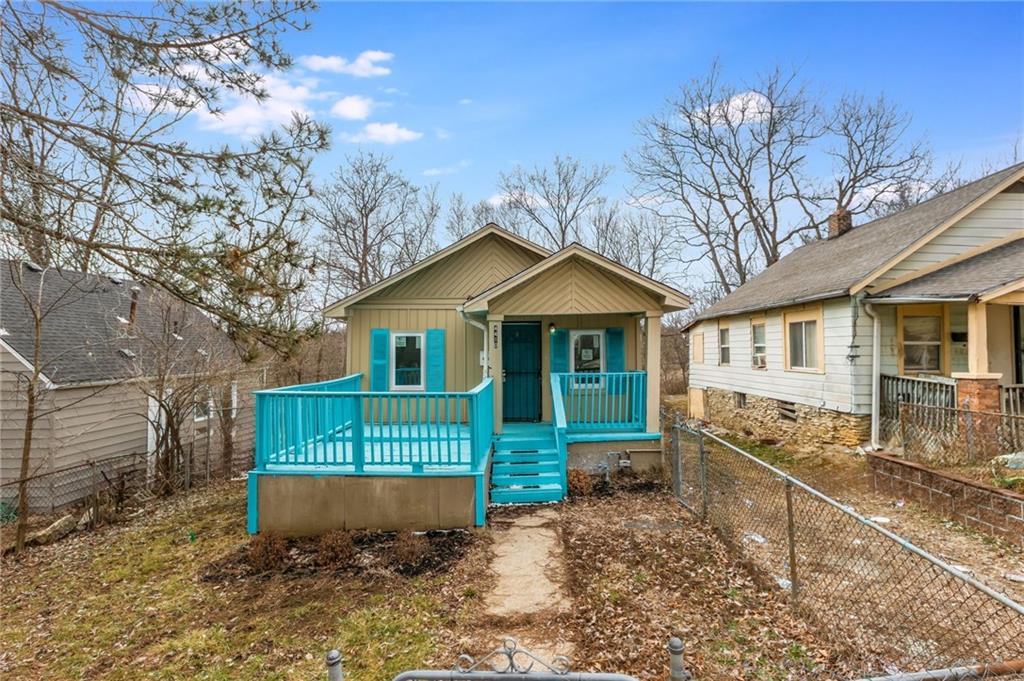 4410 Myrtle Avenue Property Photo
