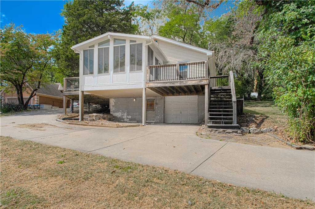 5018 Nw Merrimac Avenue Property Photo