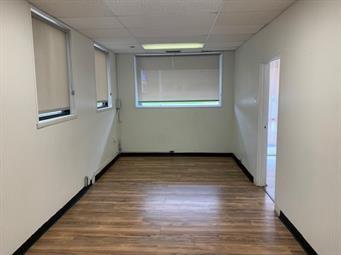103 S Broadway Street Property Photo 2