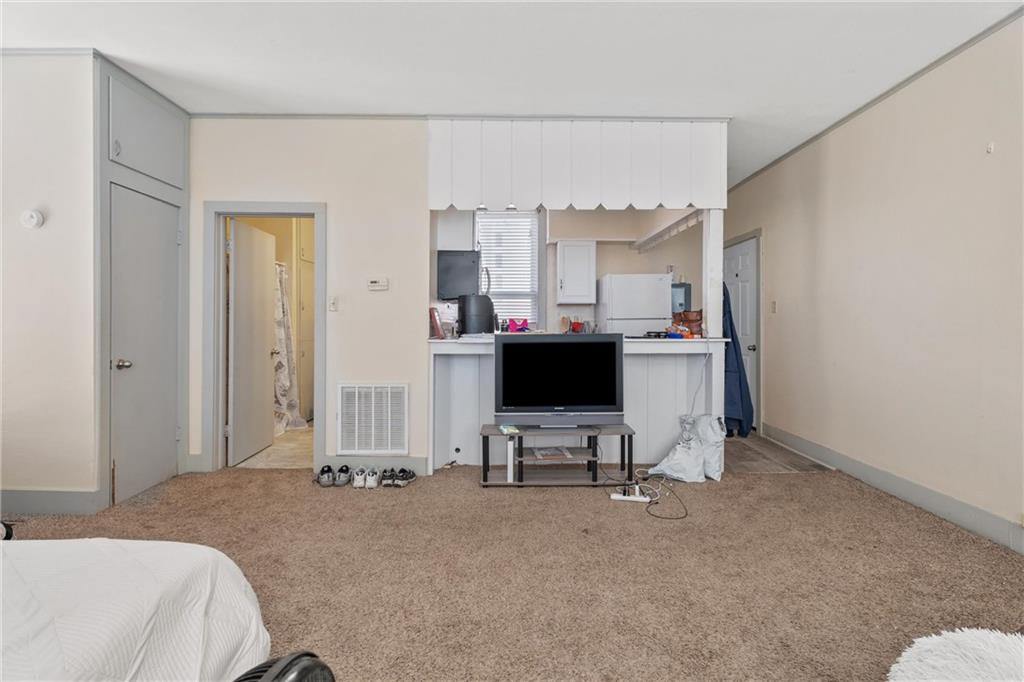 101 N Pennsylvania Avenue Property Photo 10