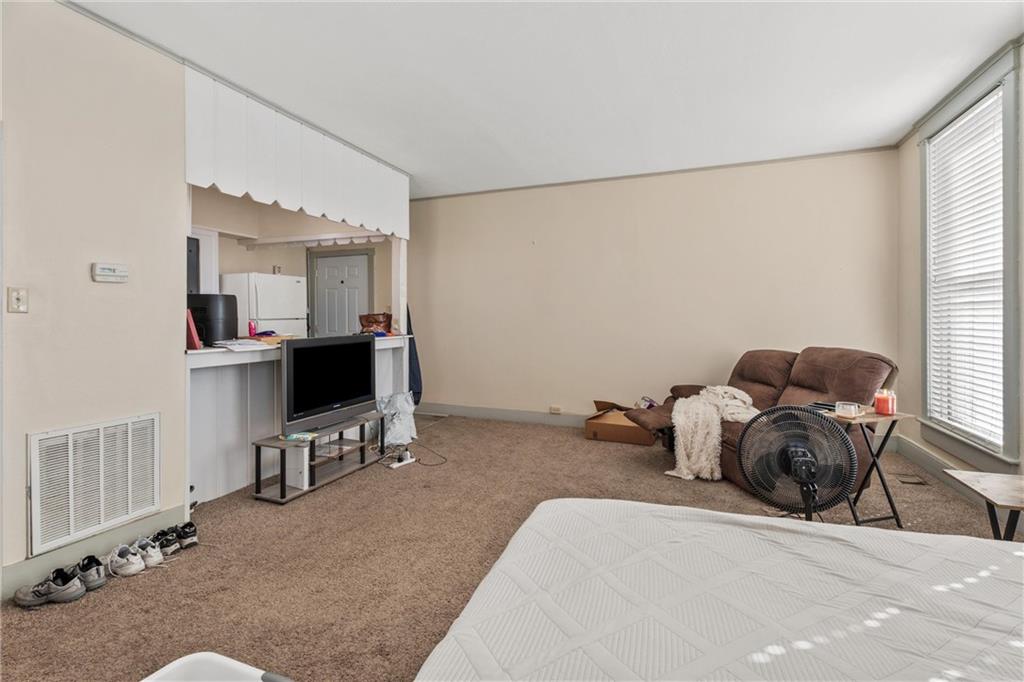 101 N Pennsylvania Avenue Property Photo 11