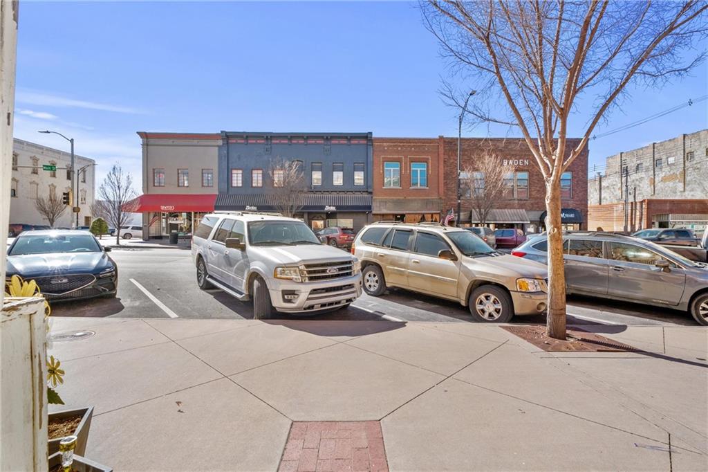 101 N Pennsylvania Avenue Property Photo 39