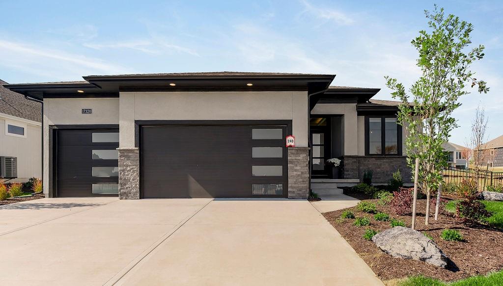 17409 Nieman Road Property Photo 1