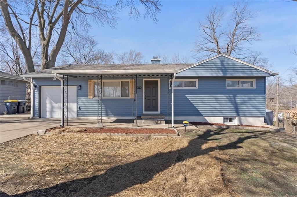 8724 Longview Court Property Photo