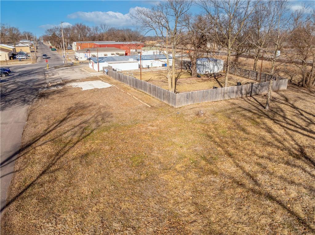 1201 E 3rd Street Property Photo 66