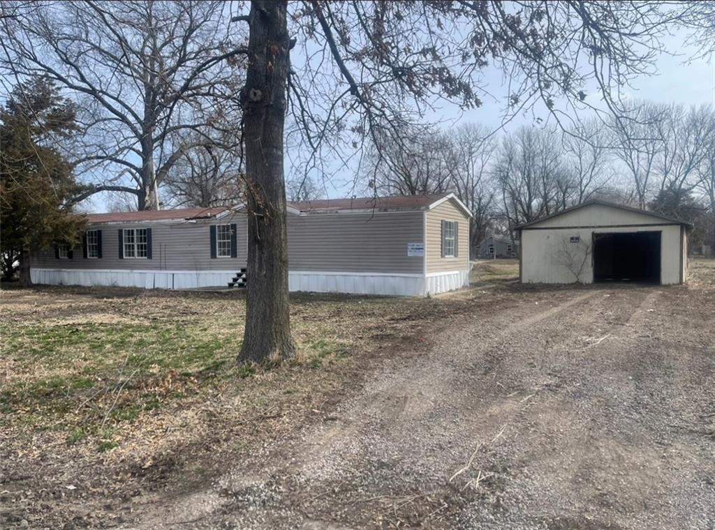 110 N Kansas Street Property Photo