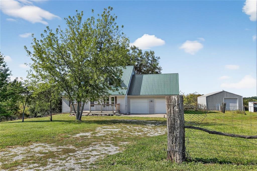 6305 Sw Ore Road Property Photo 3