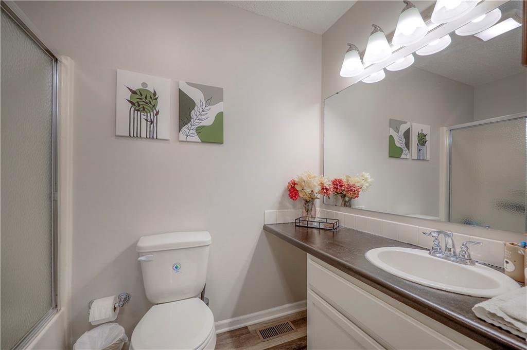 3706 Hartford Avenue Property Photo 21