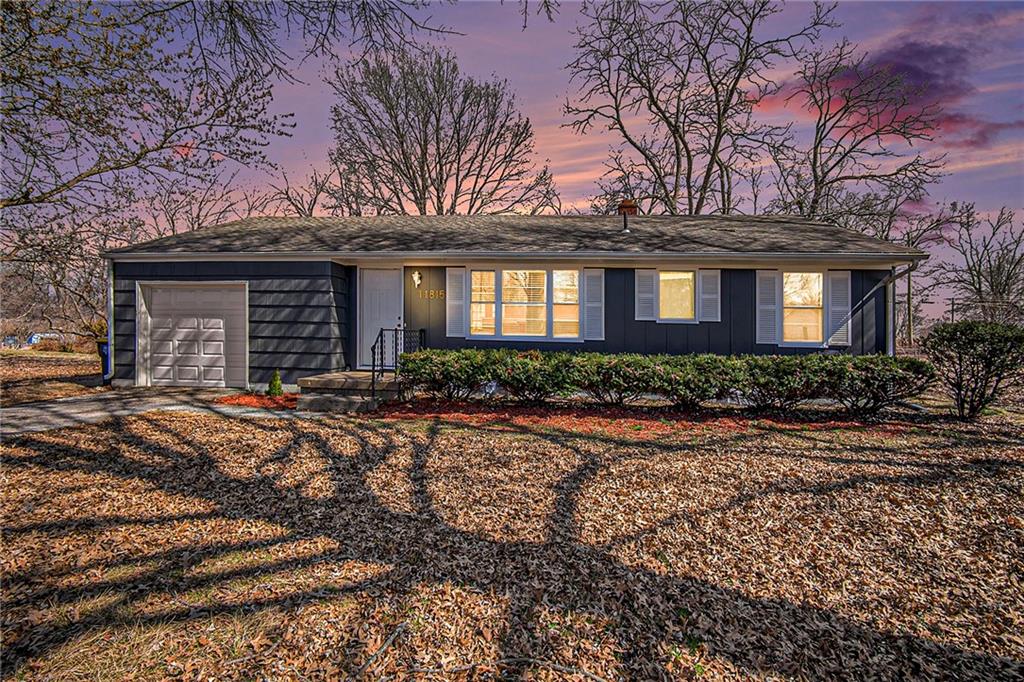 11815 Oakley Avenue Property Photo