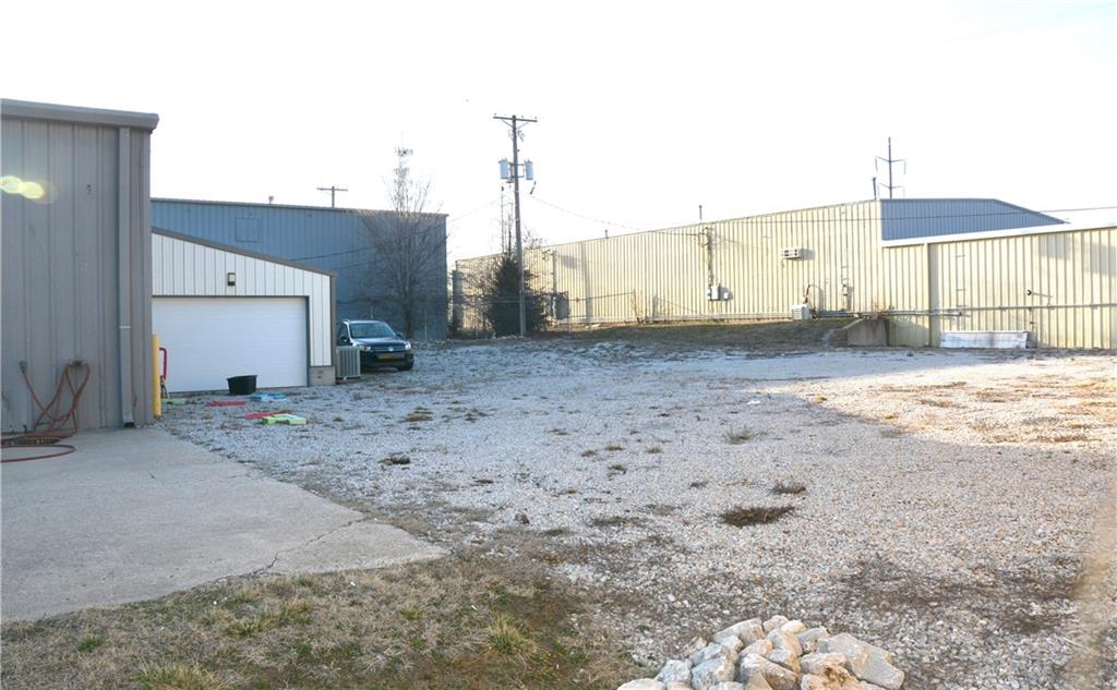 2929 E Us Highway 40 Highway Property Photo 3