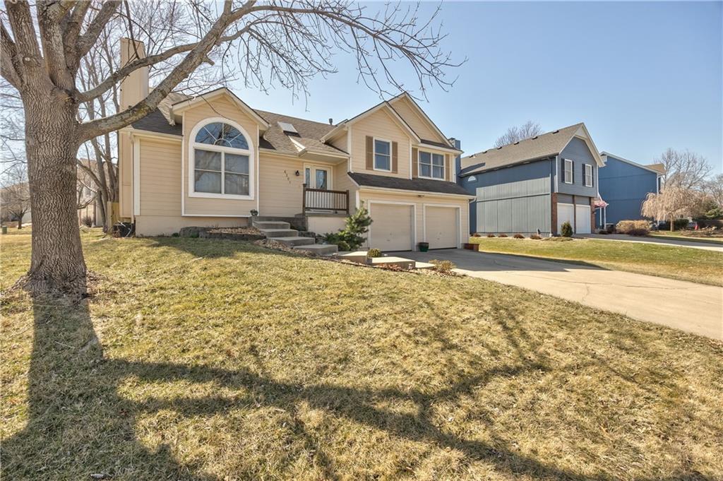 6301 W 155th Street Property Photo