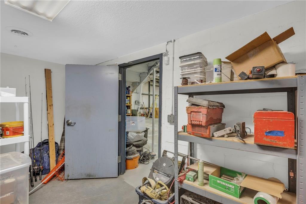 316 W Wilson Street Property Photo 49