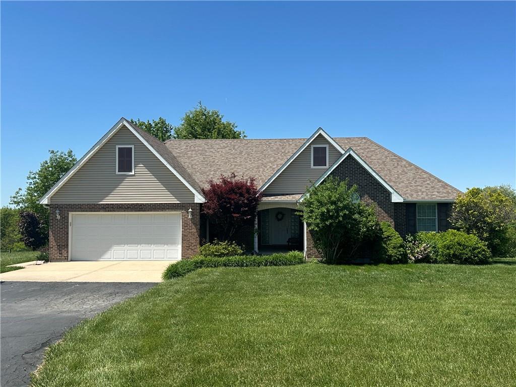 21960 13 Highway Property Photo