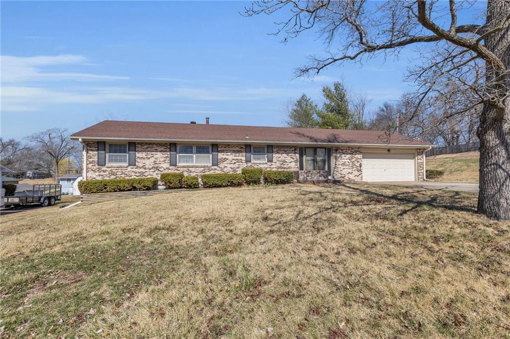 7804 Nw Blue Grass Drive Property Photo