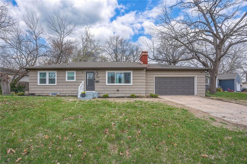 6308 W 62nd Street Property Photo