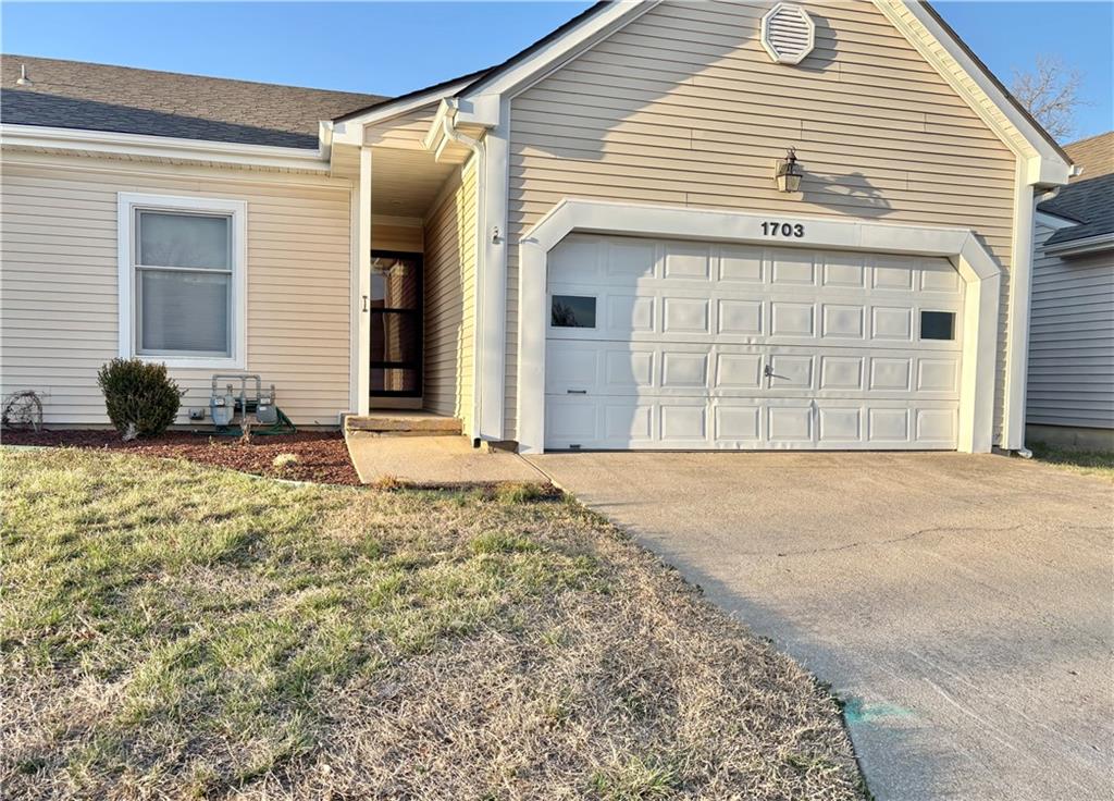1703 Westbury Lane Property Photo