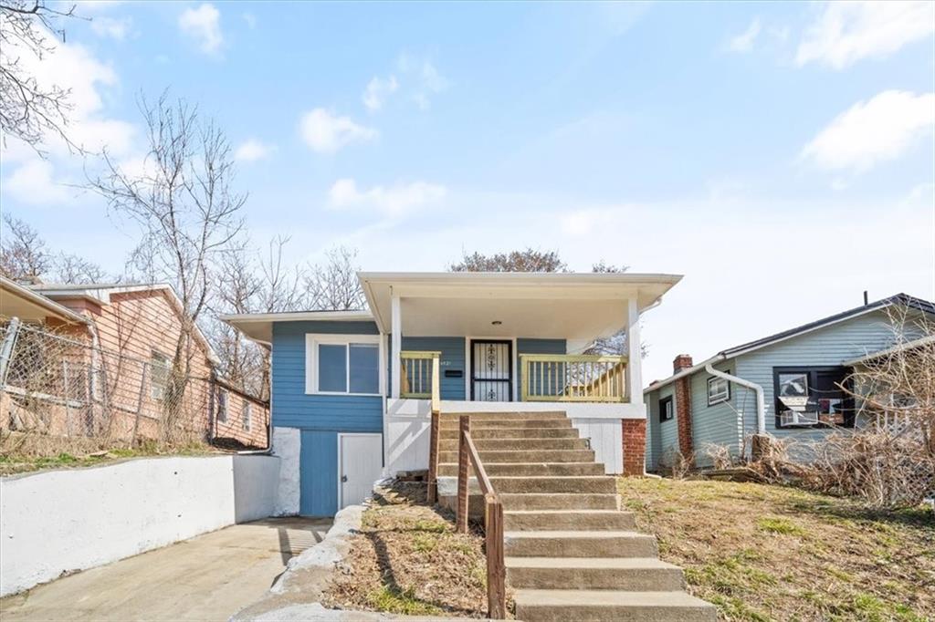 4521 Agnes Avenue Property Photo