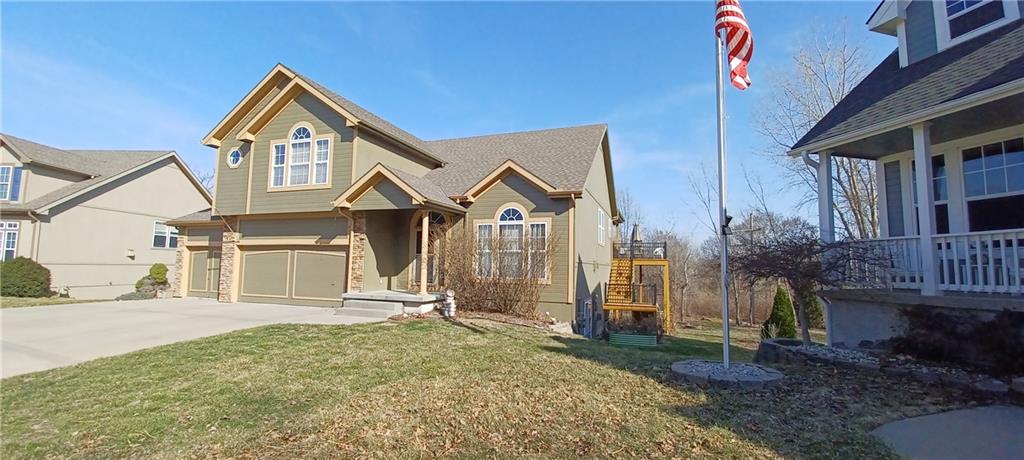 8755 N Chatham Avenue Property Photo 1