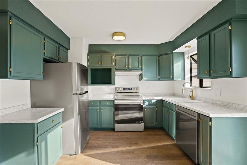 6769 N Askew Circle Property Photo