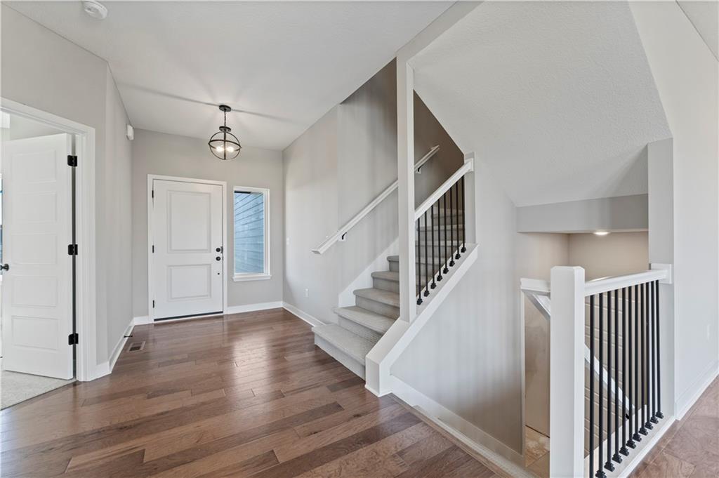 10604 N Jefferson Street Property Photo 5