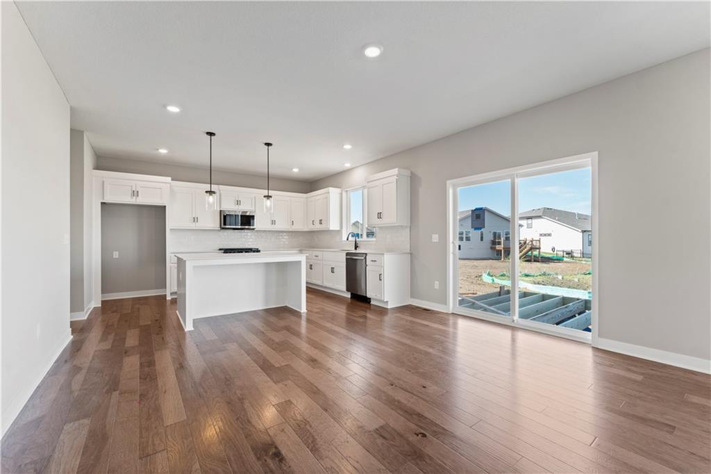 10604 N Jefferson Street Property Photo 13