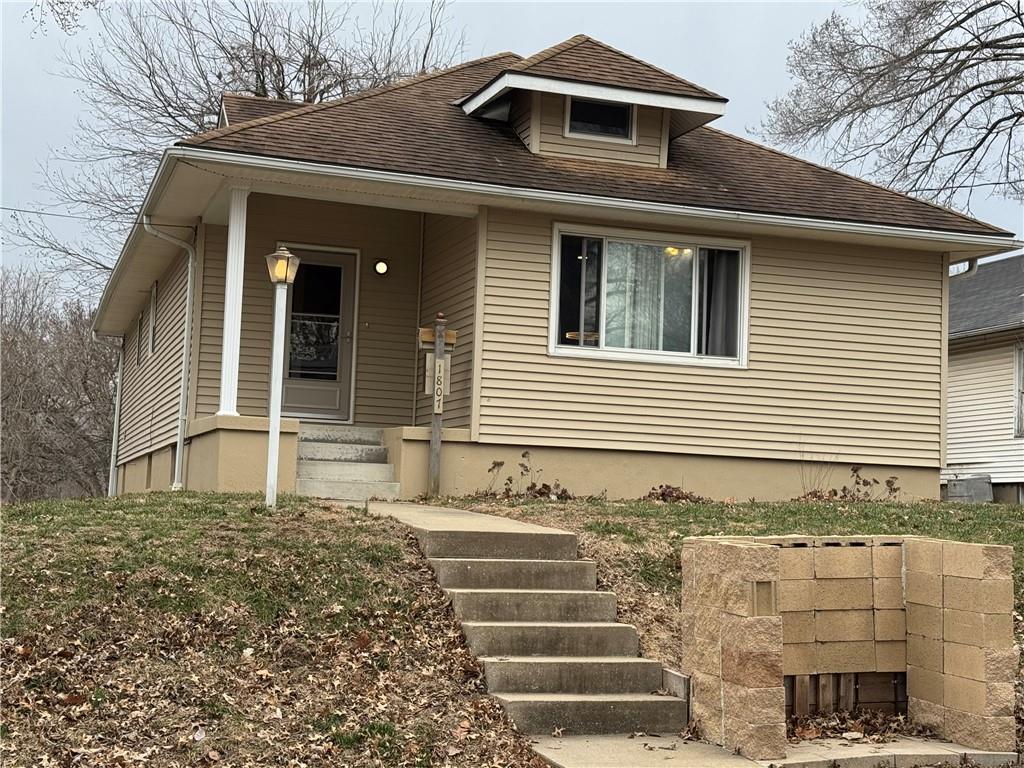 1807 Forest Avenue Property Photo 1