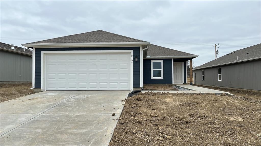 2194 Woodfield Drive Property Photo 1