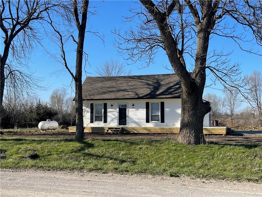 690 Ne County Rd 15504 Road Property Photo