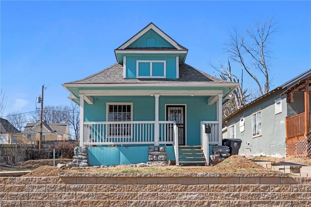 2414 Spruce Avenue Property Photo