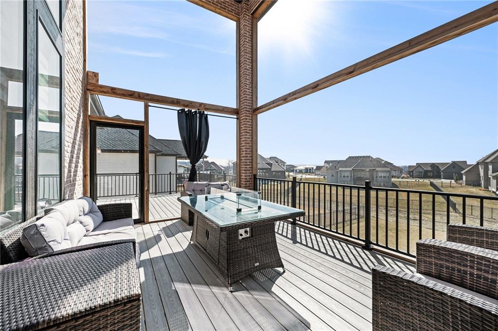 2171 Nw Palisades Drive Property Photo 9