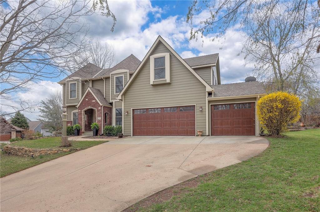 4601 Grove Drive Property Photo