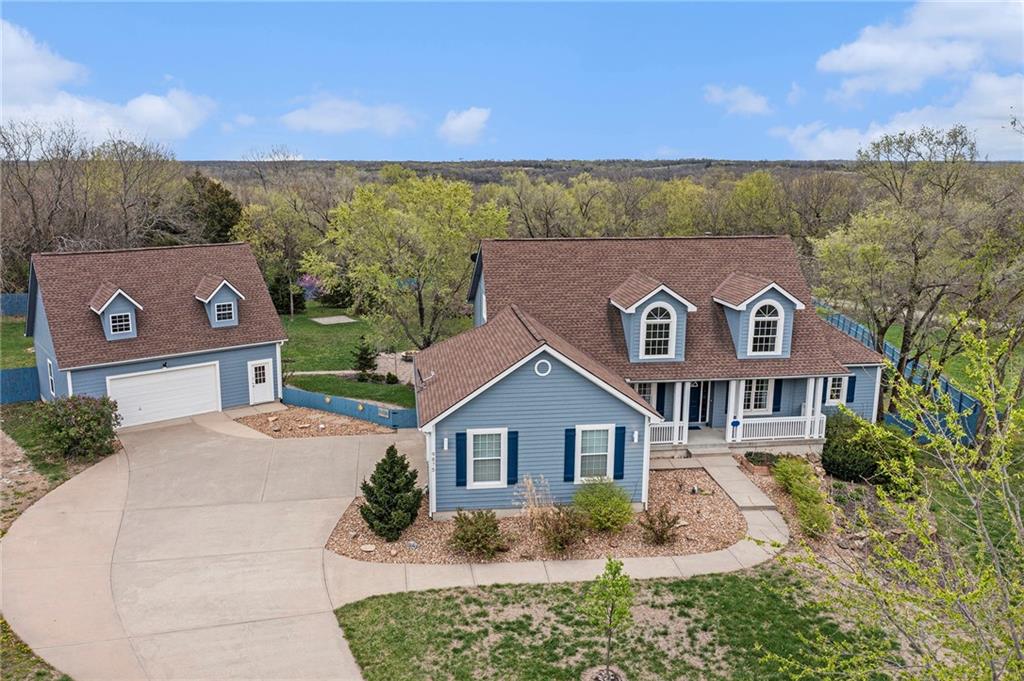 9875 Pin Oak Circle Property Photo 1