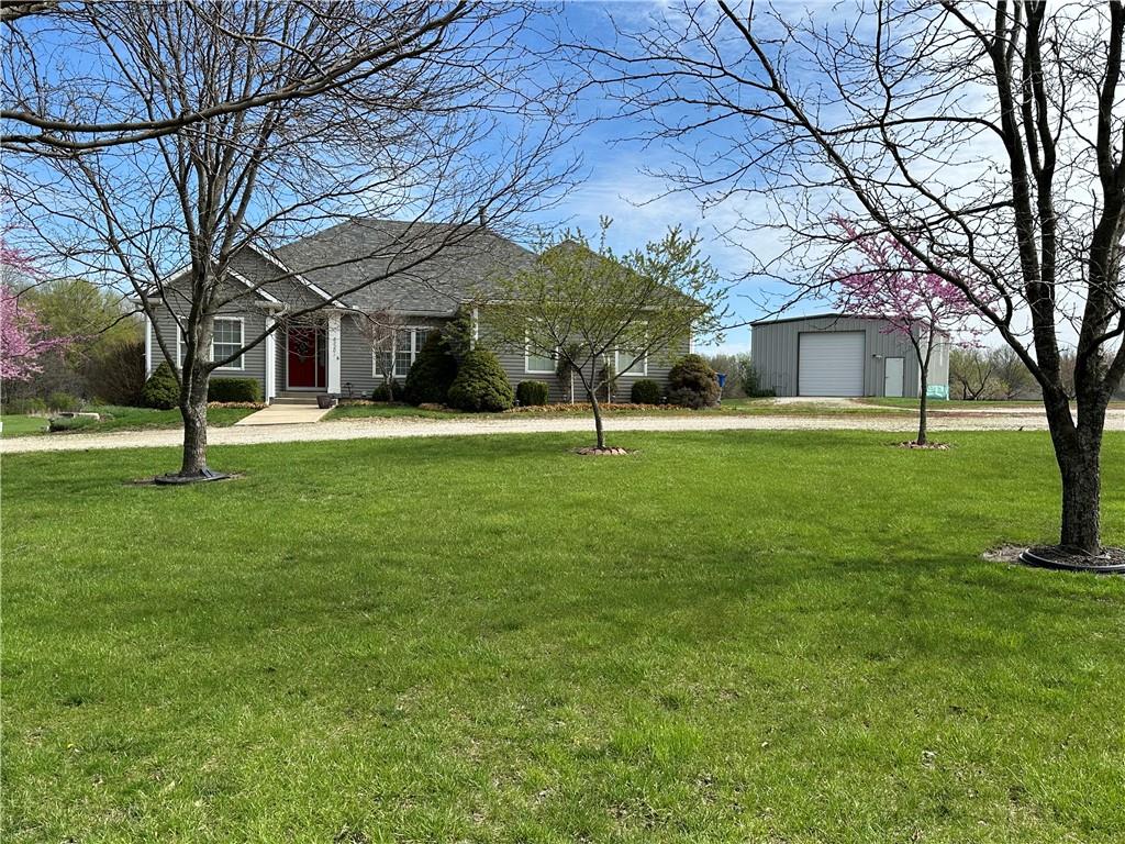 22201 S Valley Road Property Photo