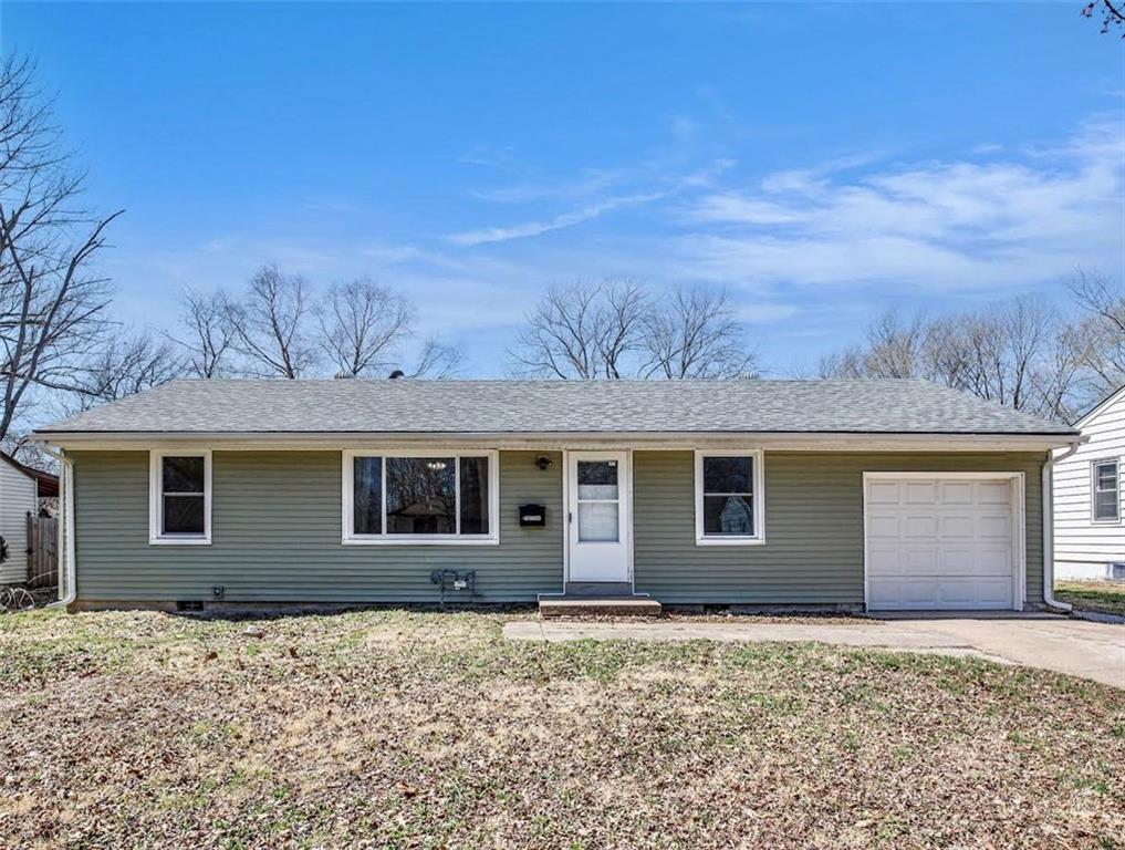 10108 Bellaire Avenue Property Photo