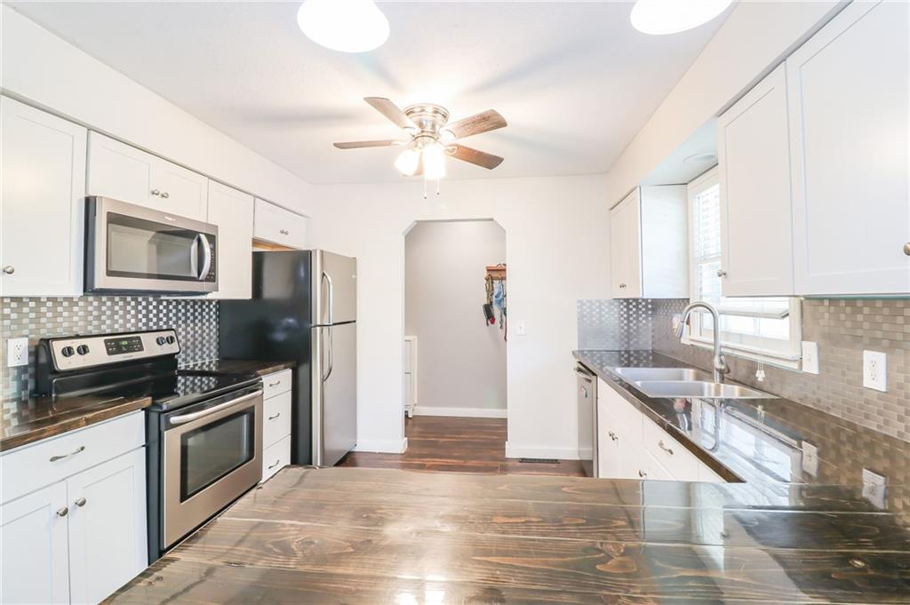 308 Acorn Place Property Photo 2