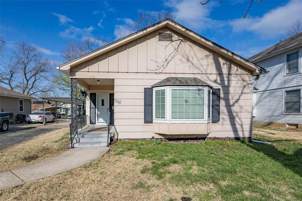 1110 S Hickory Street Property Photo