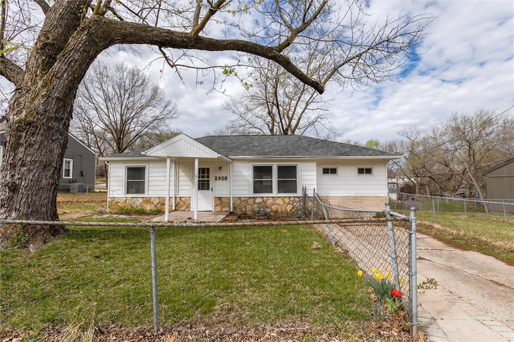 2928 S 9th Terrace Property Photo