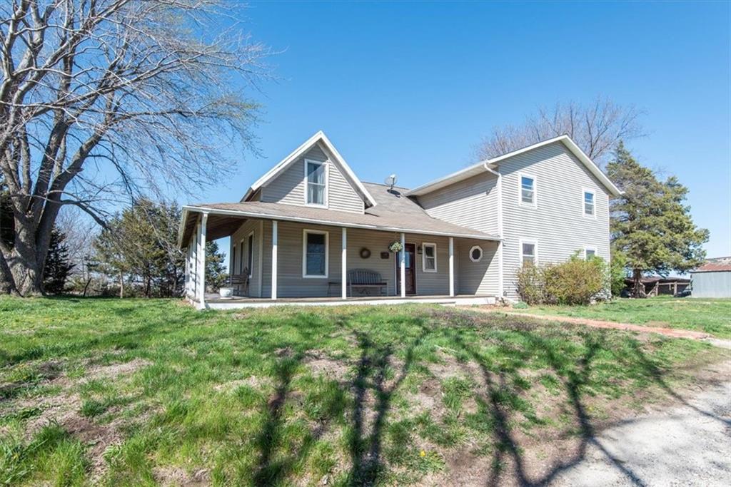 18492 Effingham Road Property Photo 1